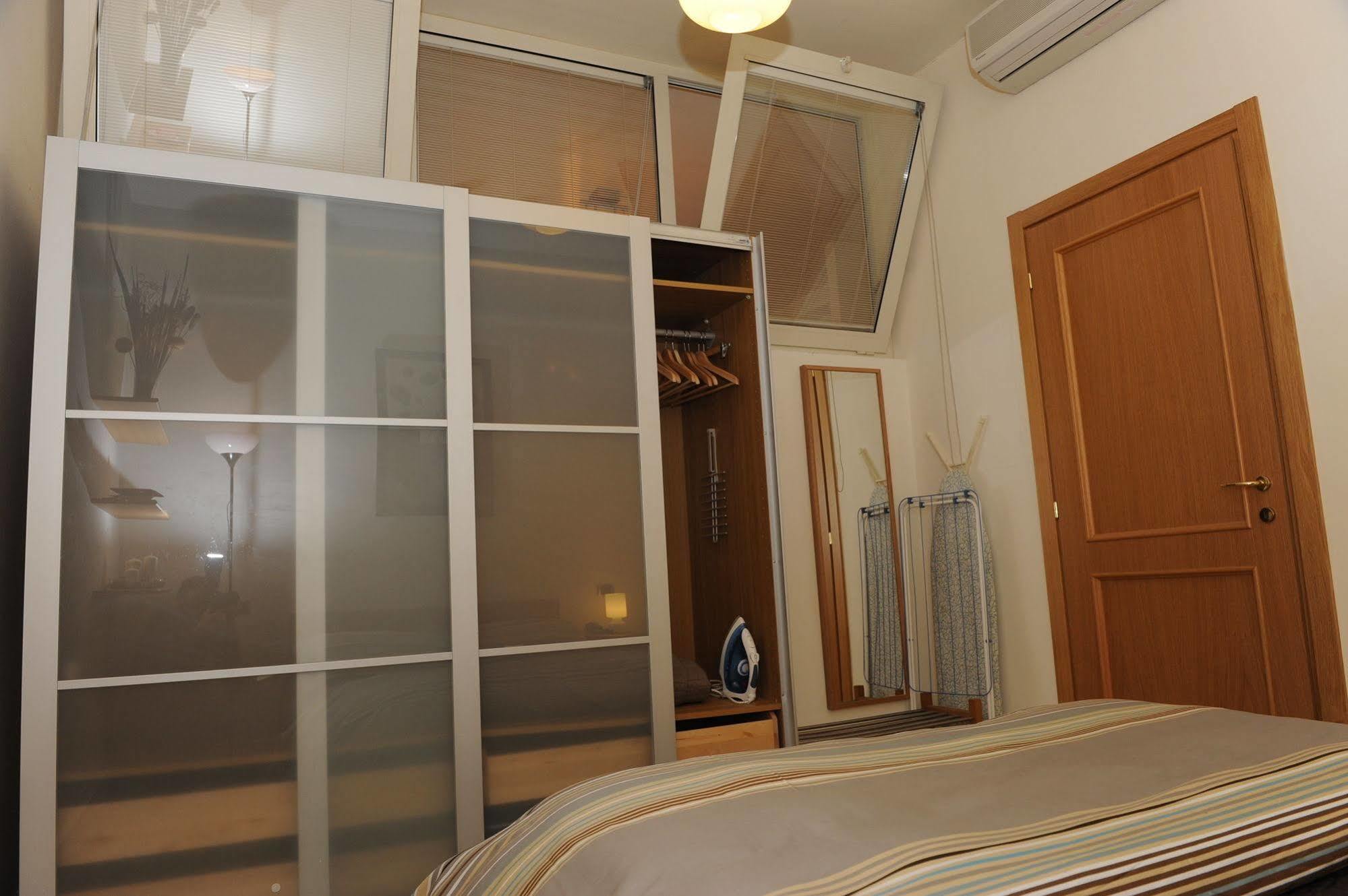 Lux Appartamenti Roma Exterior foto